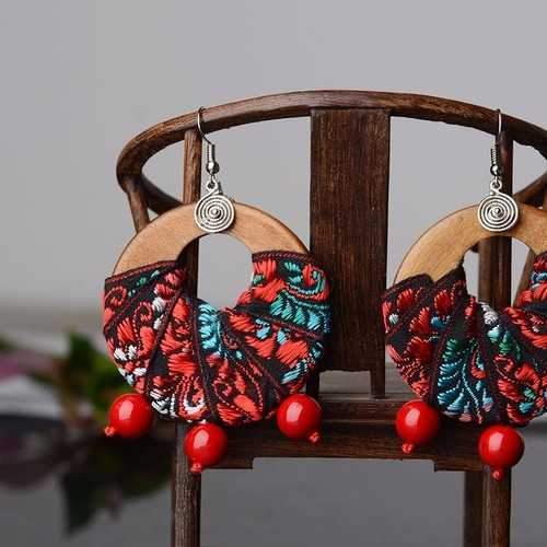 Ethnic Style Women Jewelry Handmade Statement Retro Wood Hoop and Beads Pendant Earrings