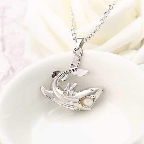 Retro Pearl Necklace Exquisite Cool High Polished Shark Pendant Chain Jewelry for Men Women Gift