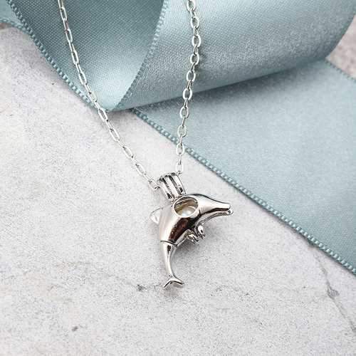 Retro Pearl Necklace Cute Fashion High Polished Dolphin Pendant Chain Jewelry for Women Men Gift