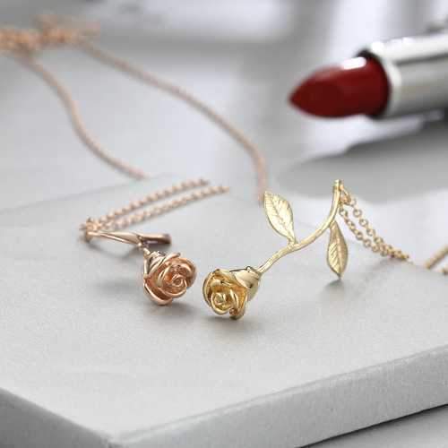 Women's Rose Flower Pendant Necklace Valentine's Day Gift