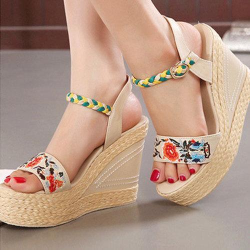 Flower Embroidery Leather National Wind Weave Buckle Peep Toe Platform Sandals