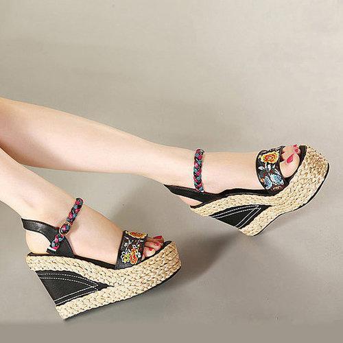 Flower Embroidery Leather National Wind Weave Buckle Peep Toe Platform Sandals