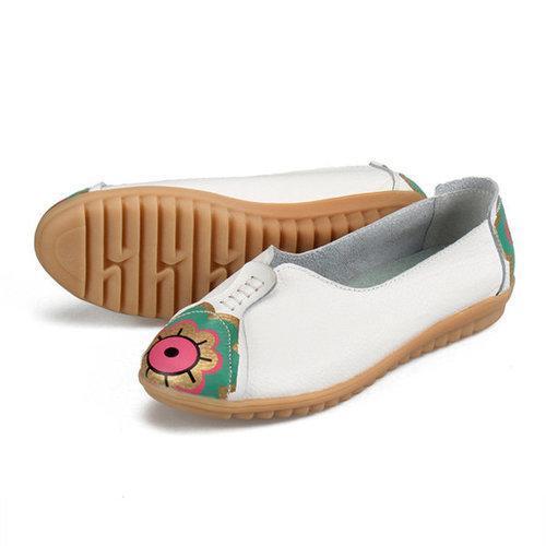 Flower Sun Eye Pattern Leather Soft Comfortable Slip On Flat Shoes