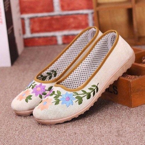 Floral Print Slip On Retro Flat Embroidery Breathable Shoes