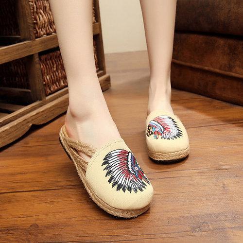 Embroidery Pattern National Wind Vintage Slip On Flat Sandals