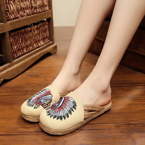 Embroidery Pattern National Wind Vintage Slip On Flat Sandals