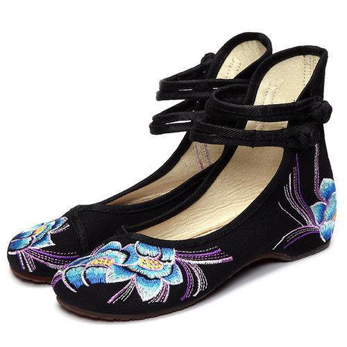 Heel Increasing Flower Flat Slip On Embroidery National Wind Shoes