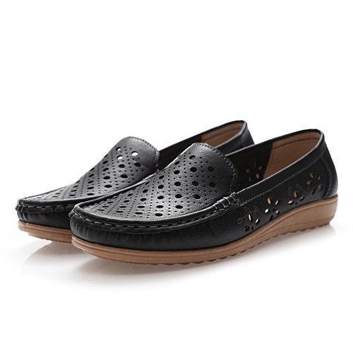 Hollow Out Breathable Leather Flat Slip On Driving Shoes