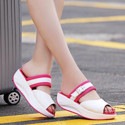 Buckle Fish Mouth Rocker Sole Shake Sandals