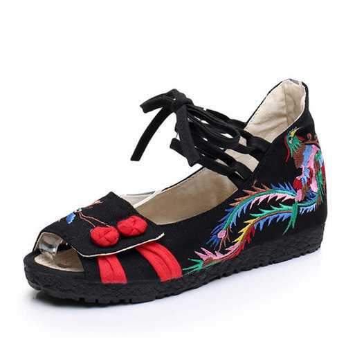 Embroidered Soft Sole Cloth Sandals